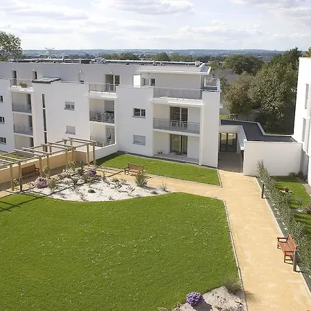 Domitys Le Clos St Martin Apartahotel *